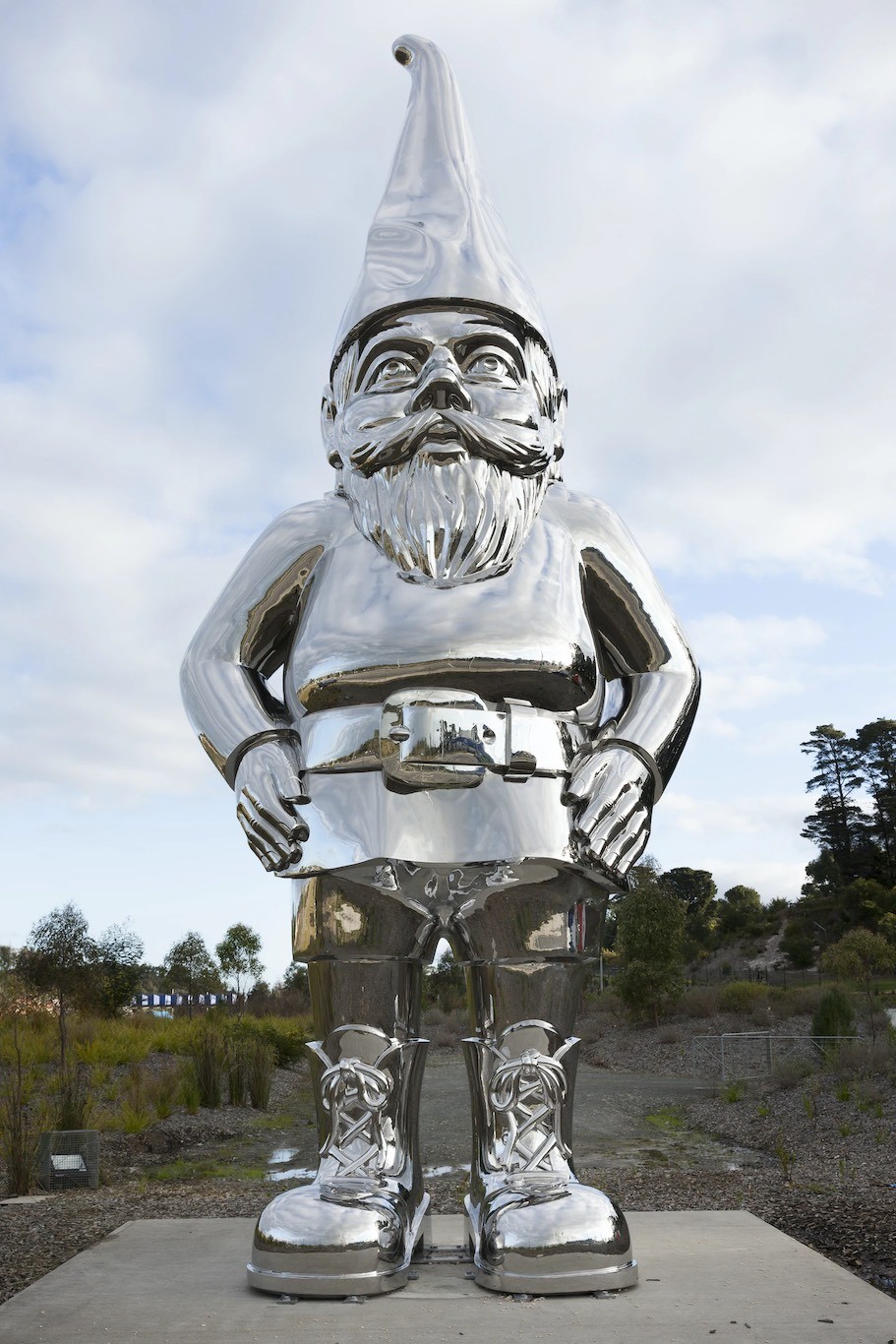 1.-Gregor-Kregar-Reflective-Lullaby-2015-McClelland-Collection-acquired-through-the-Southern-Way-McClelland-Commission-2013-image-courtesy-the-artist-photo-Mark-Ashkanasy_copy.jpg