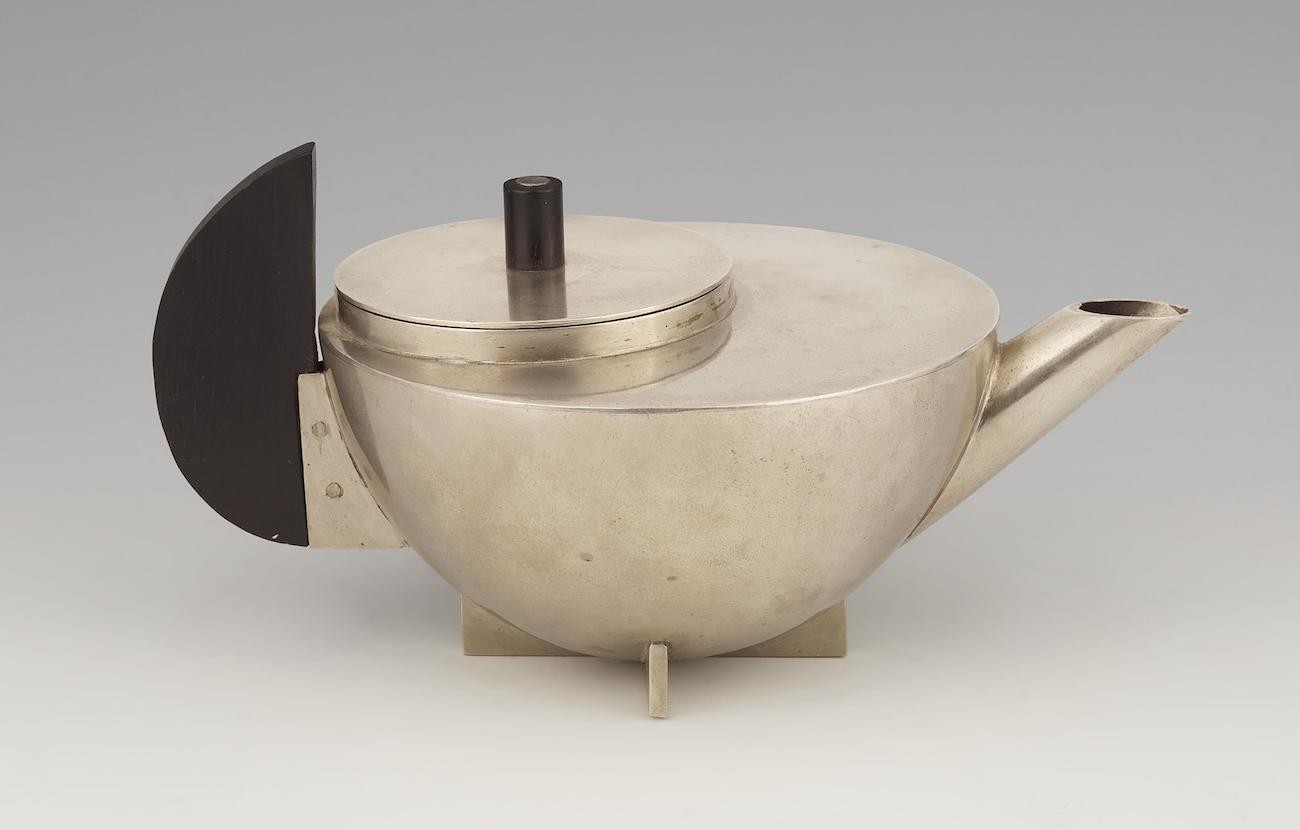 1244-562-Marianne-Brandt-A-Bauhaus-nicke.jpg