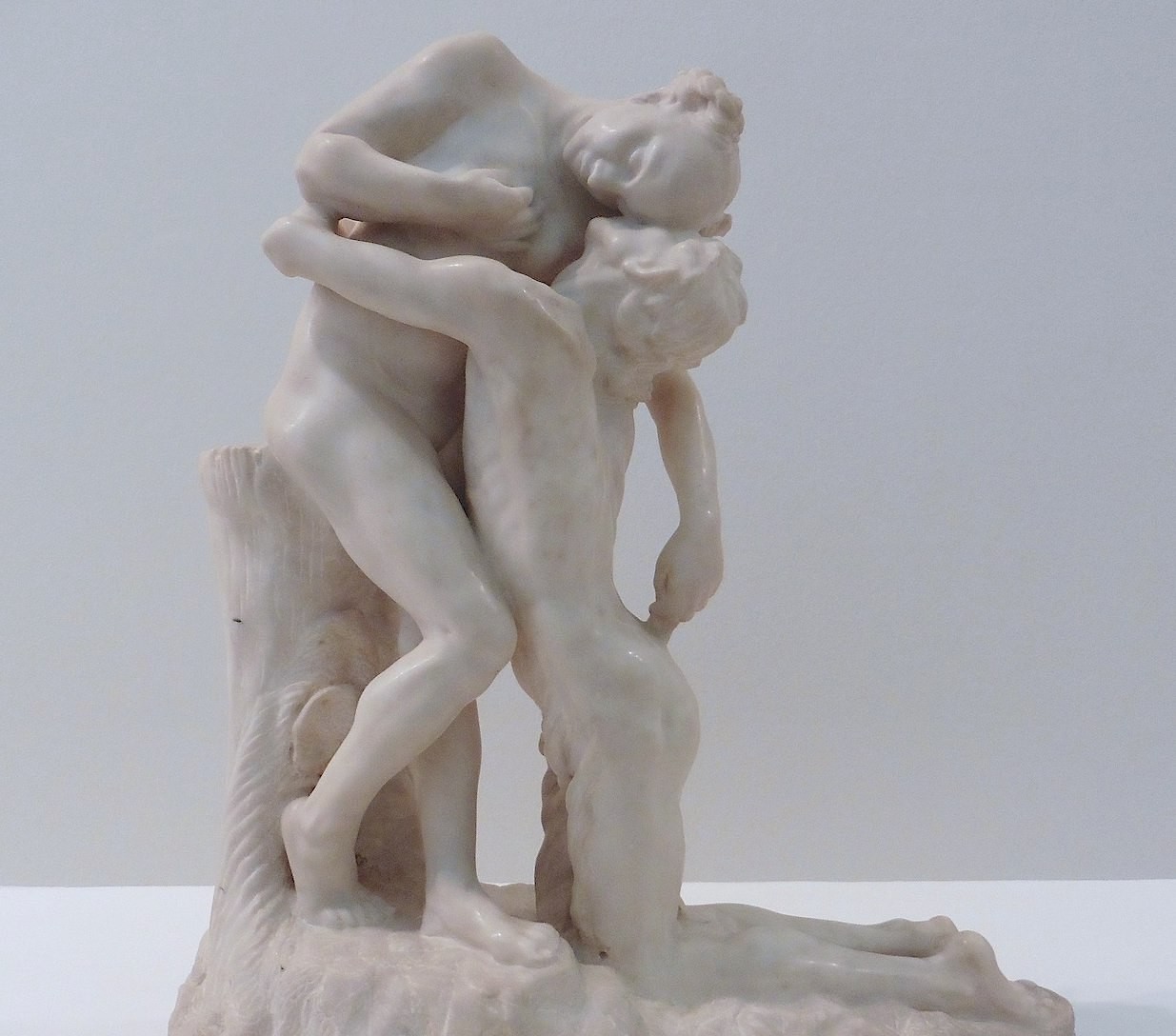 Camille_Claudel.-_Sakountala_dite_Vertumne_et_Pomone_1905_marbre_2.jpg