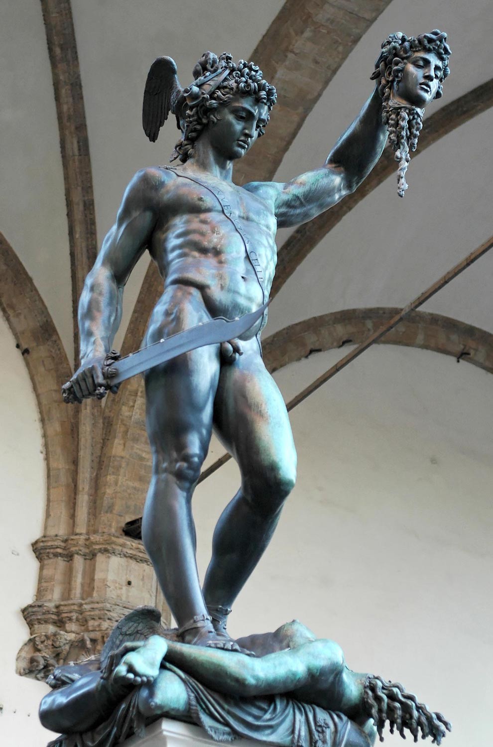 perseo-cellini-3.jpg