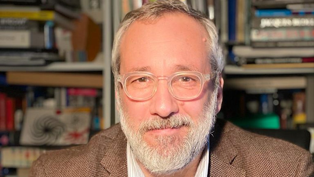 Germán Barraza: “El curador es un fenómeno de época”