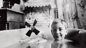 En foco: Autorretrato con hidroplaneador, de Jacques Henri Lartigue