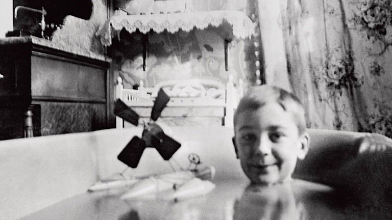 En foco: Autorretrato con hidroplaneador, de Jacques Henri Lartigue
