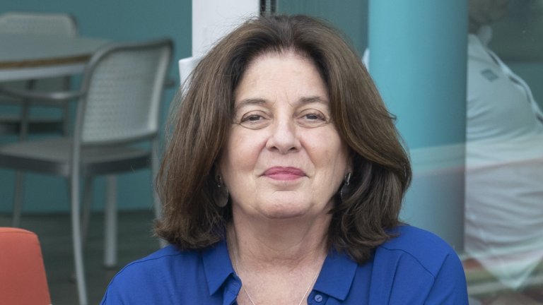 Adriana Rosenberg: “Los peligros institucionales son marcar un canon”