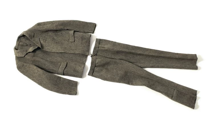 Foto: Felt Suit (1970), de Joseph Beuys.