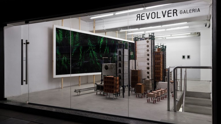 Revolver