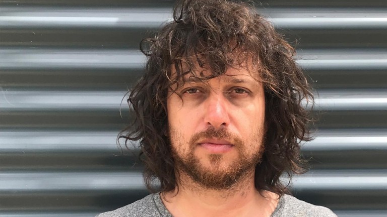 Juan Sorrentino: “Las vibraciones son medulares en como produzco”