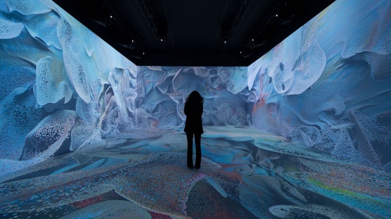 Pixels y psicodelia por Refik Anadol