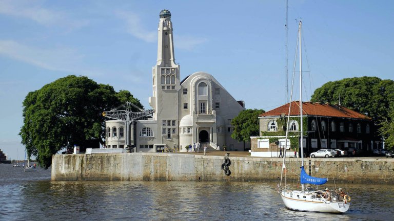Yacht Club Argentino, de Eduardo Le Monnier
